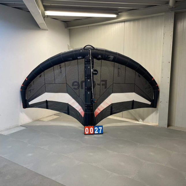 27. F-one Strike v5 4m