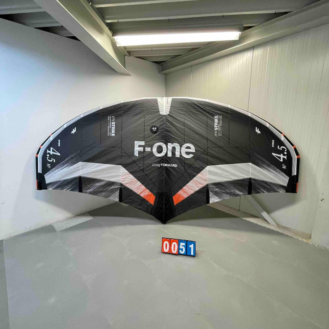 51. F-one Strike v5 4m