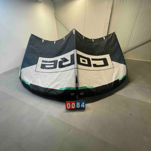 84. Core Kiteboarding XR8 8m