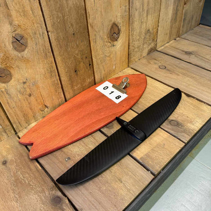 018. AXIS 400 Progressive Carbon Rear Wing