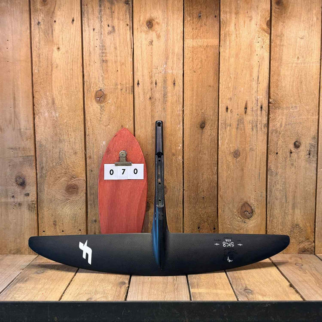070. F-one SK8 V1 650 Frontwing