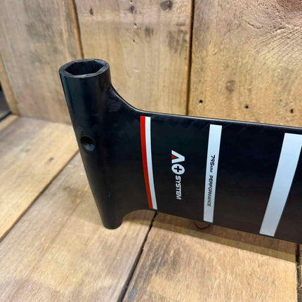 087. Armstrong Performance Carbon Mast 795