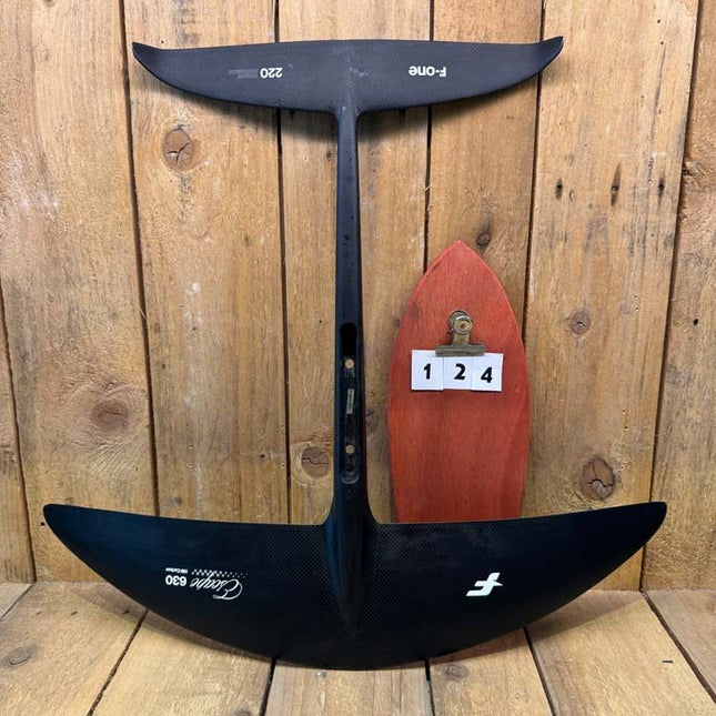 124. F-one Escape 630 - 220 HM Carbon