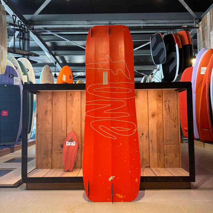 137. F-one Big One 160x45 Kiteboard