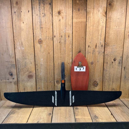 137. Slingshot Glide 825 frontwing