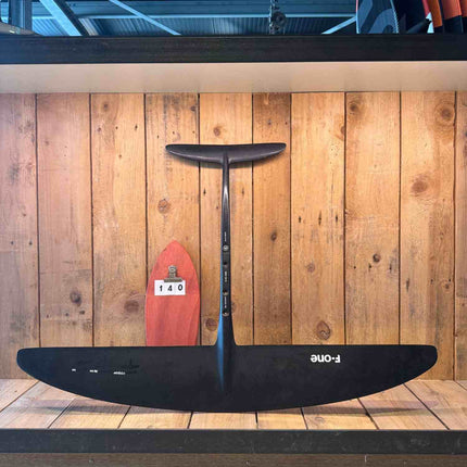 140. F-one SK8 1150 V1 Carving W 161