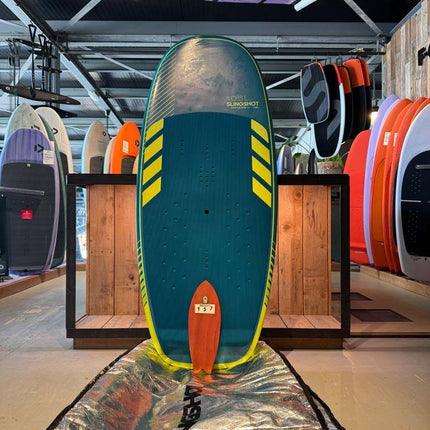 157. Slingshot Manticore V1 5'8/105L + Boardbag