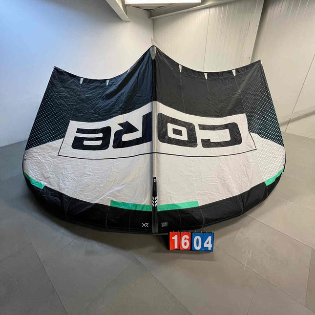 1604. Core Kiteboarding XR8 10 m