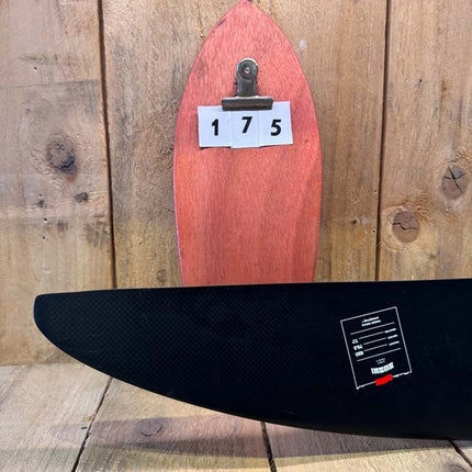 175. F-one Sushi 820 UHM - XS 138 Carving HM Carbon