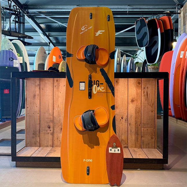 058. F-one Big-One Freeride 164x48 Twintip