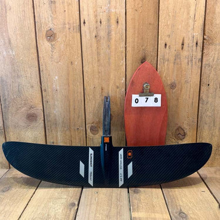 079. Slingshot Kite 855 frontwing