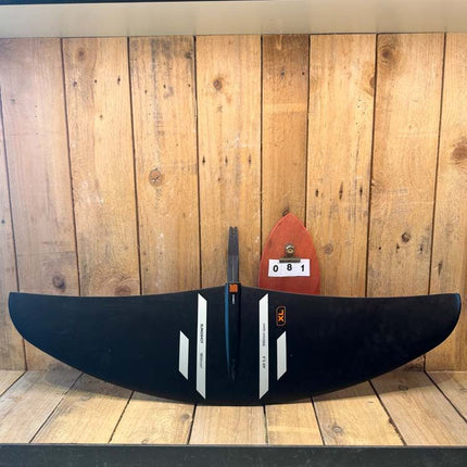 081. Slingshot Ease 1850 frontwing