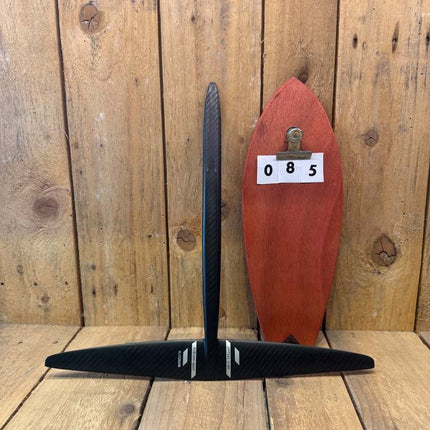 085. Slingshot Flare 175 tail