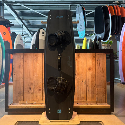 Lieuwe Falcon 141 x 41 Twintip kiteboard