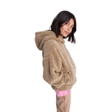 Roxy City Track (Cma0)