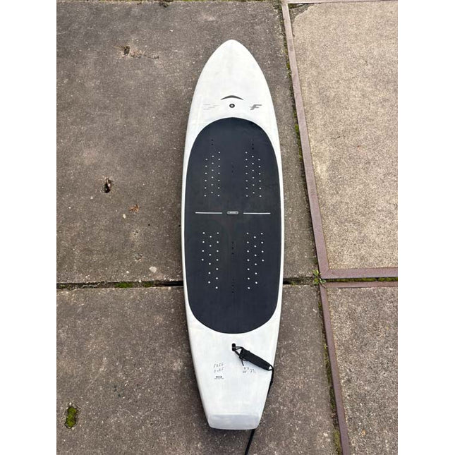 213. F-one Rocket Free Surf Carbon 6'5 79 Liter White