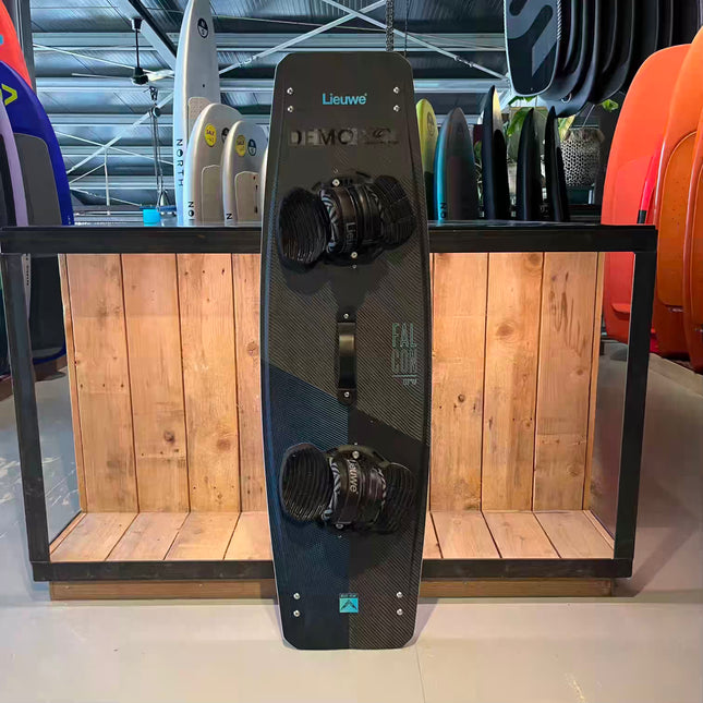 Lieuwe Falcon 133 DEMO